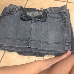 Size 15 brand lei by Ashley